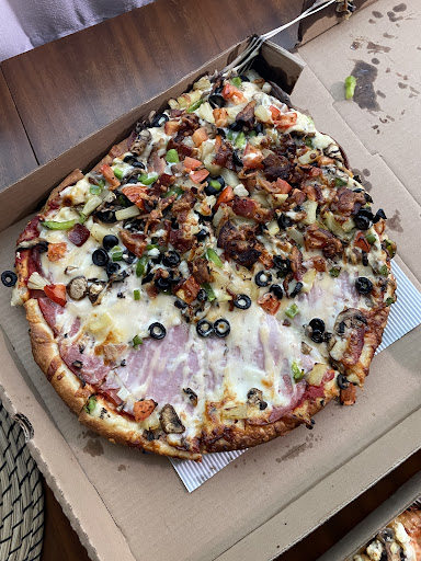 Photo of Willows Pizza - 2571 Cadboro Bay Rd, Victoria, BC V8R 5J1